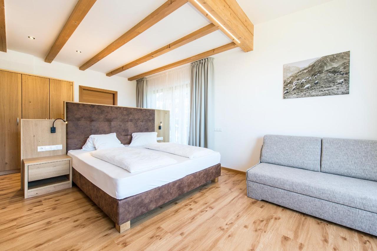 Hotel-Garni Ehrenfels Шена Екстер'єр фото